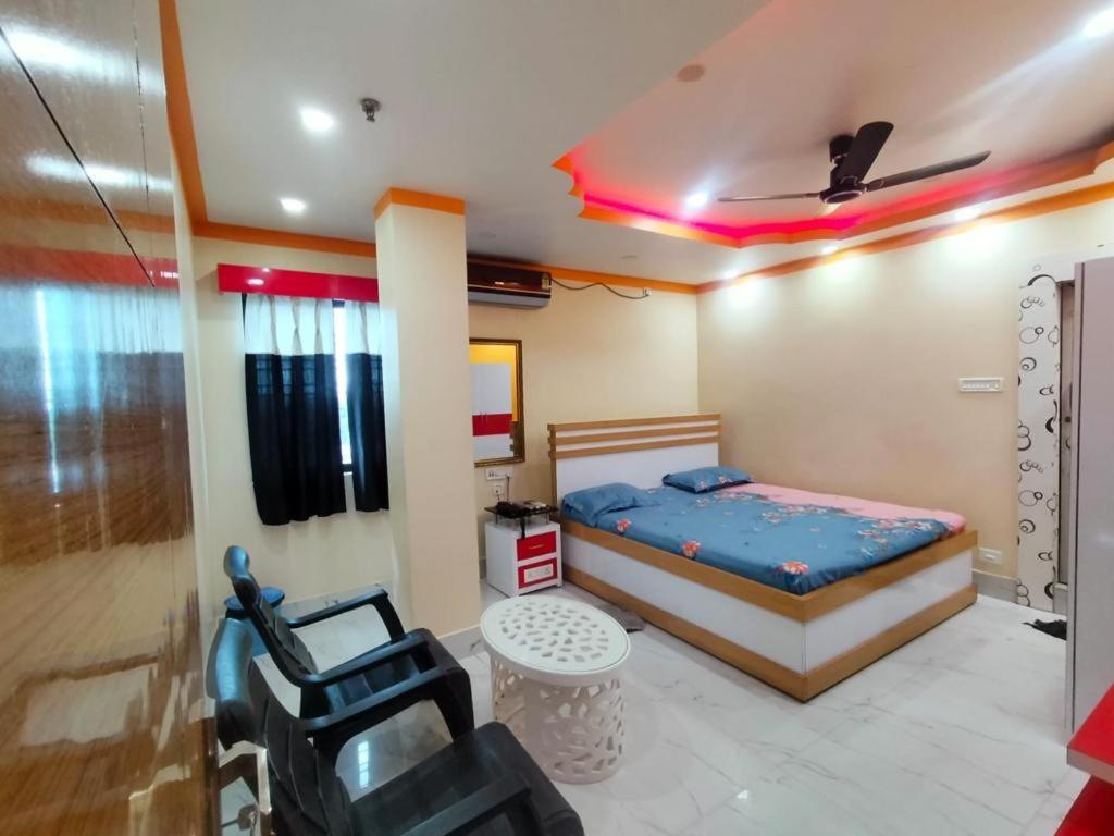 Hotel Anurag Palace Agartala Exteriör bild