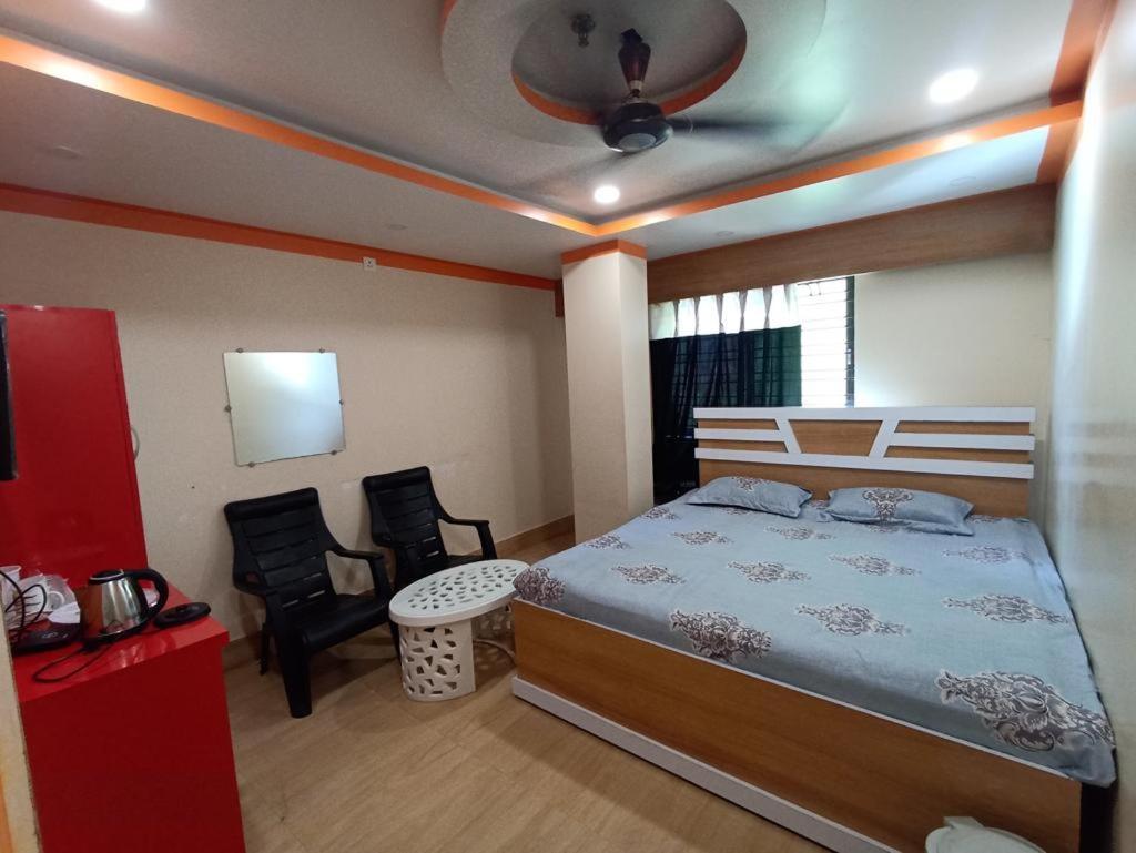 Hotel Anurag Palace Agartala Exteriör bild